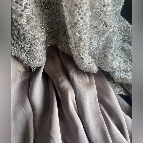 Carmen Marc valvo beaded gown - Picture 8 of 11